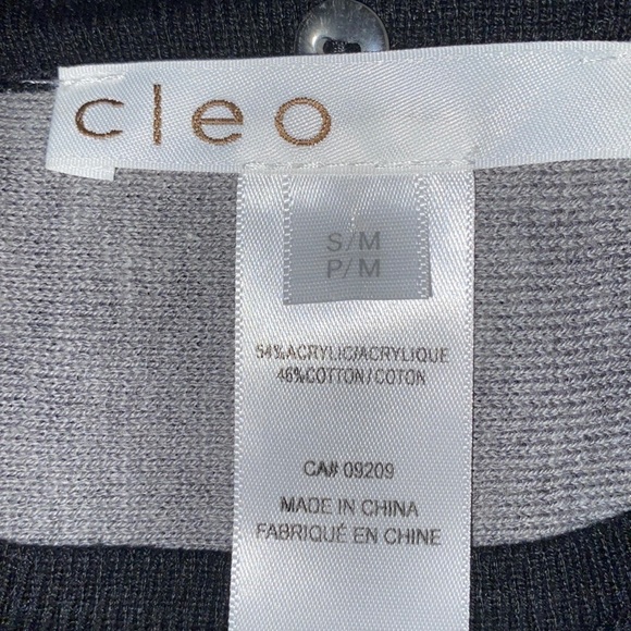 ‼️ Cleo Sweet Warm Sweater - Picture 4 of 5
